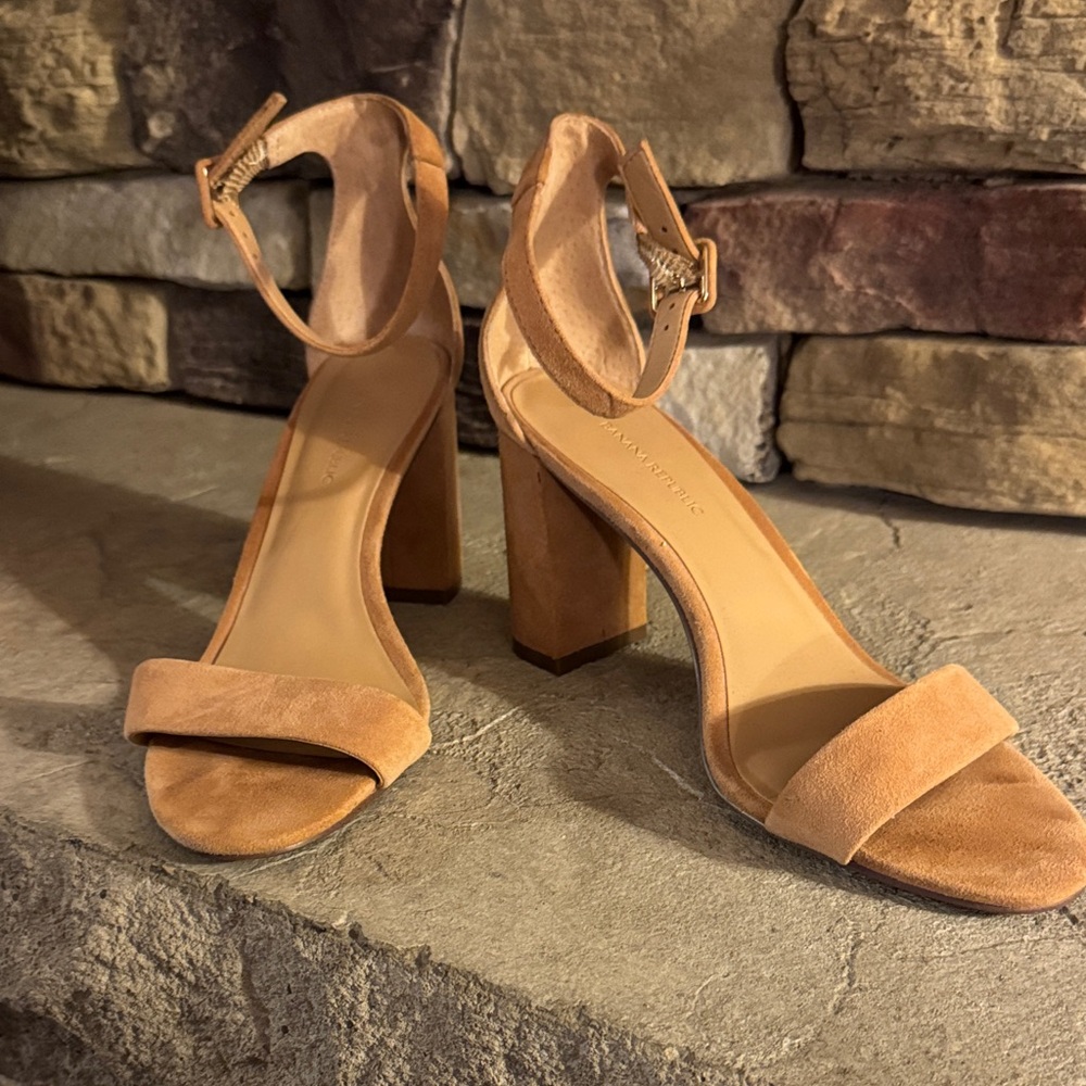 Banana Republic Tan Suede Block Heels